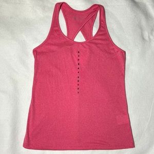 Under Armour Loose Fit Tank Top. NWOT. Heather Red. Medium. Unique Color.